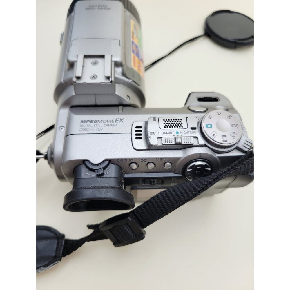 Sony Cyber-shot DSC-F707 Digital Camera 5.0MP Carl Zeiss NightShot Swivel Box - Picture 11 of 16